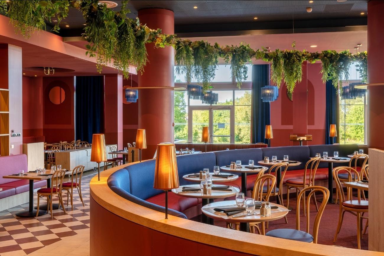 Grand Magic Hotel restaurant