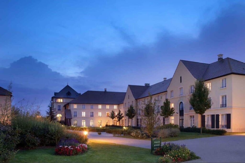 Hotel Campanile met de bus