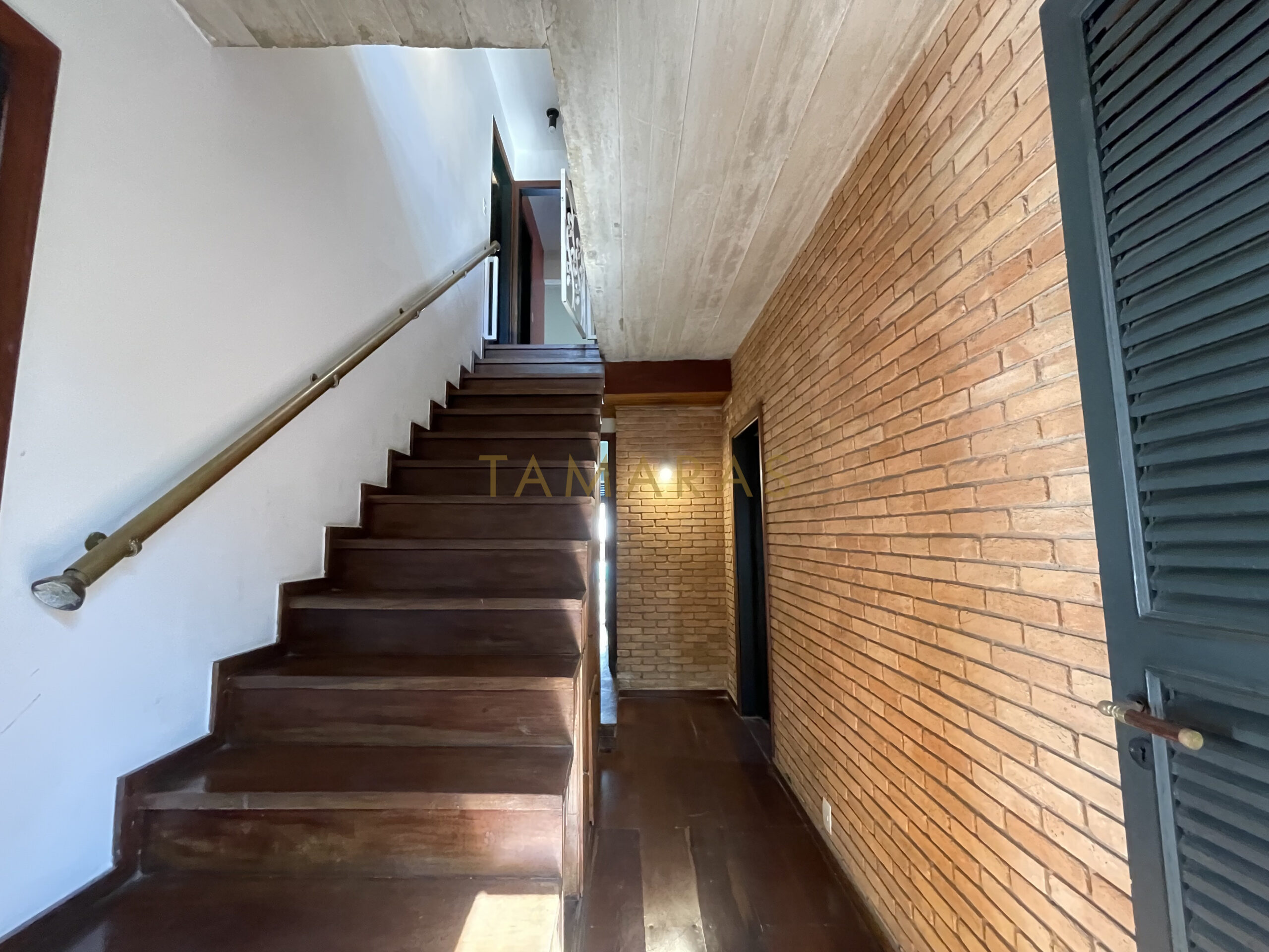 1768428905-94950-02_imagem_02